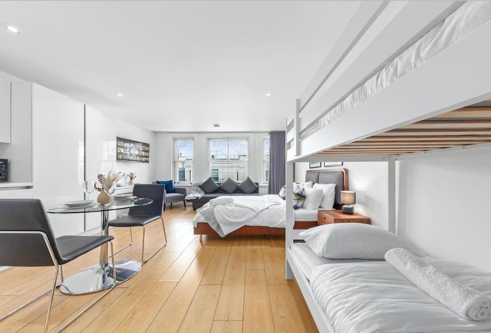 Piccadilly Haven, Flat In Vr12 Apartamento *
