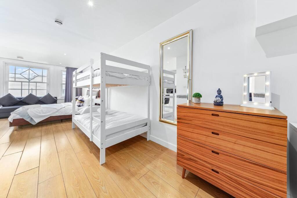 Appartamento Piccadilly Haven, Flat In Vr12 Londra